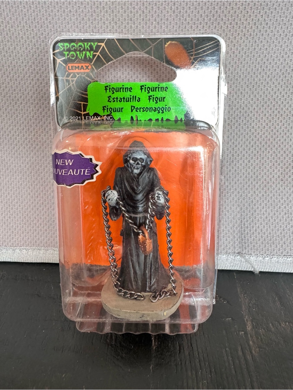LEMAX Spooky Town Black Grim Reaper with chain Figurine - #12004 Halloween Decor